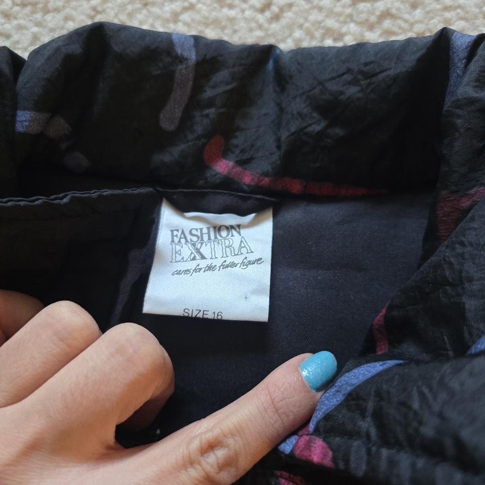 90s Windbreaker Jacket – Size 16 - black background with pink, blue and teal - Picture 4 of 8